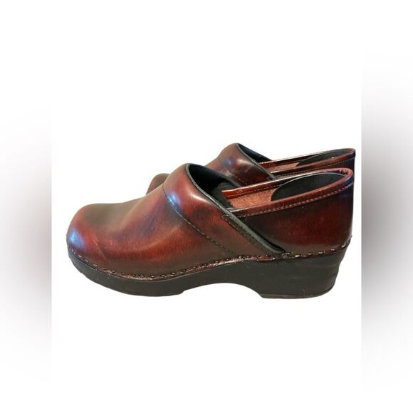 L.L. Bean Clogs Size 6.5 - Picture 3 of 6